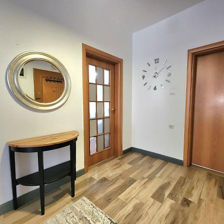 Turqoise Flat In City Center With 24H Self Check In Tiranë Ngoại thất bức ảnh