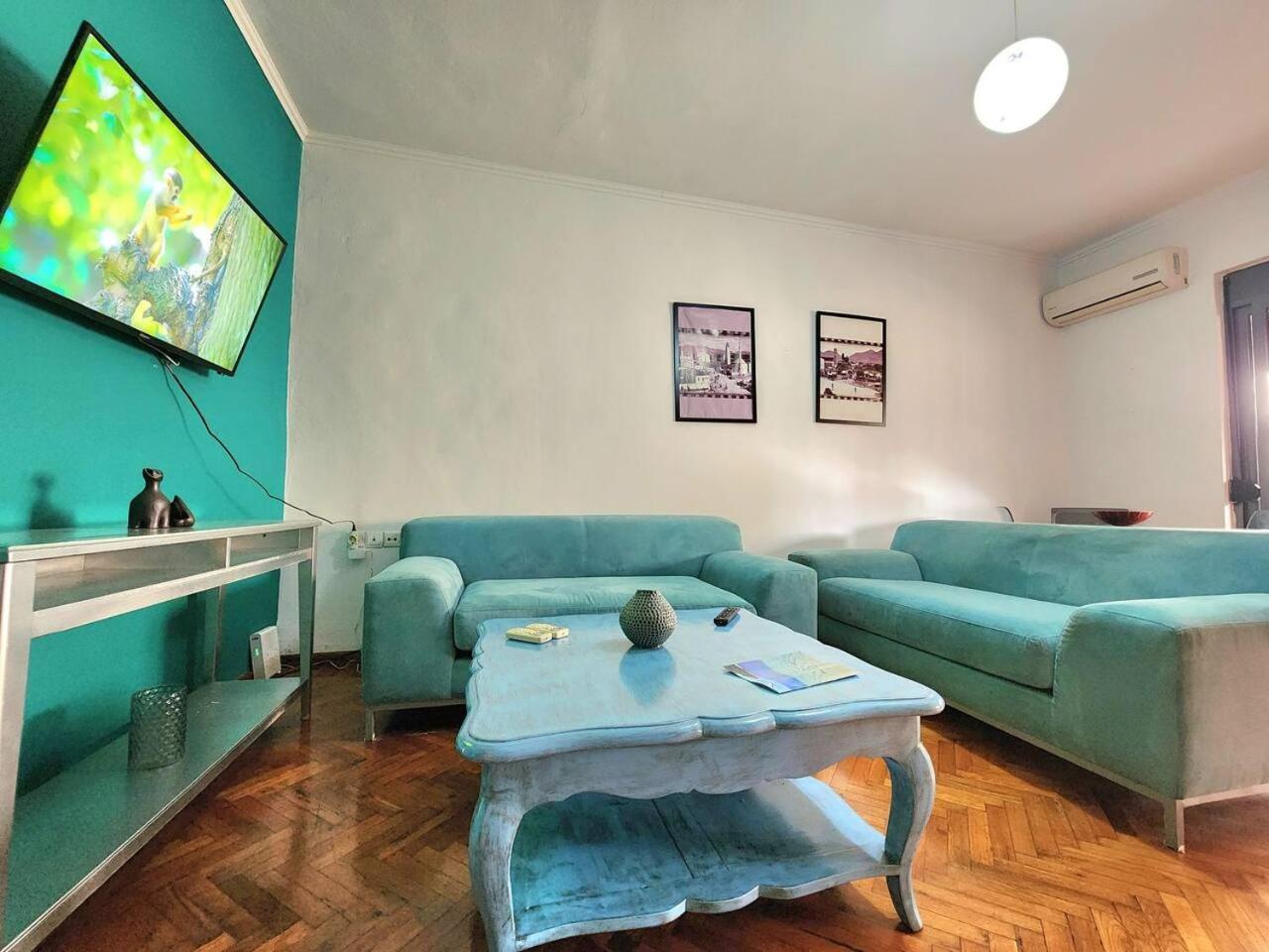 Turqoise Flat In City Center With 24H Self Check In Tiranë Ngoại thất bức ảnh